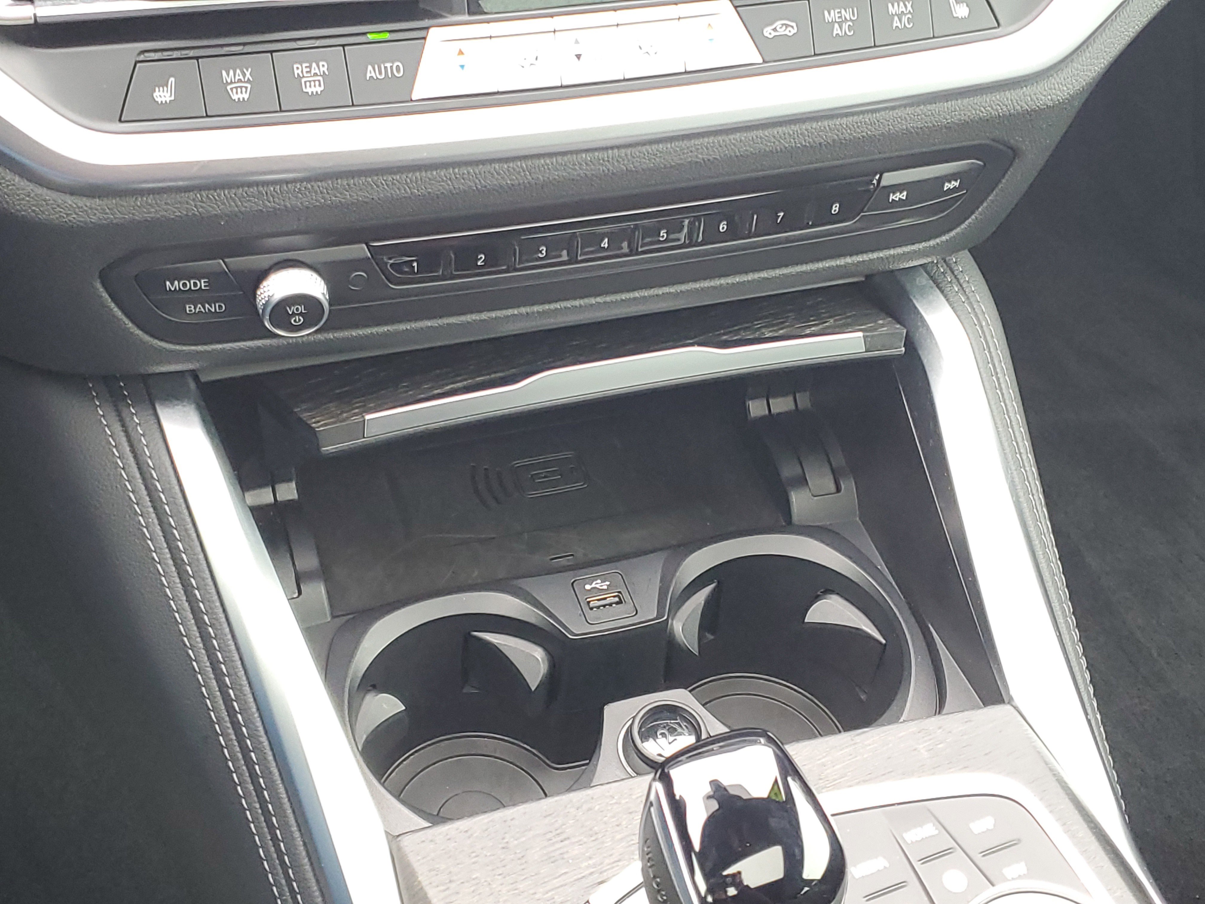 Used 2022 BMW 430i xDrive Coupe w/ M Sport Package image 20