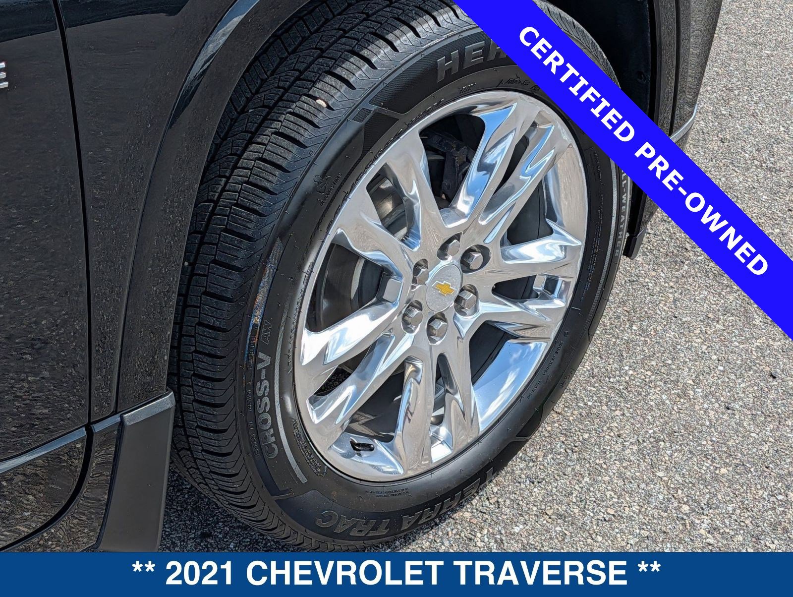 Used 2021 Chevrolet Traverse High Country image 12