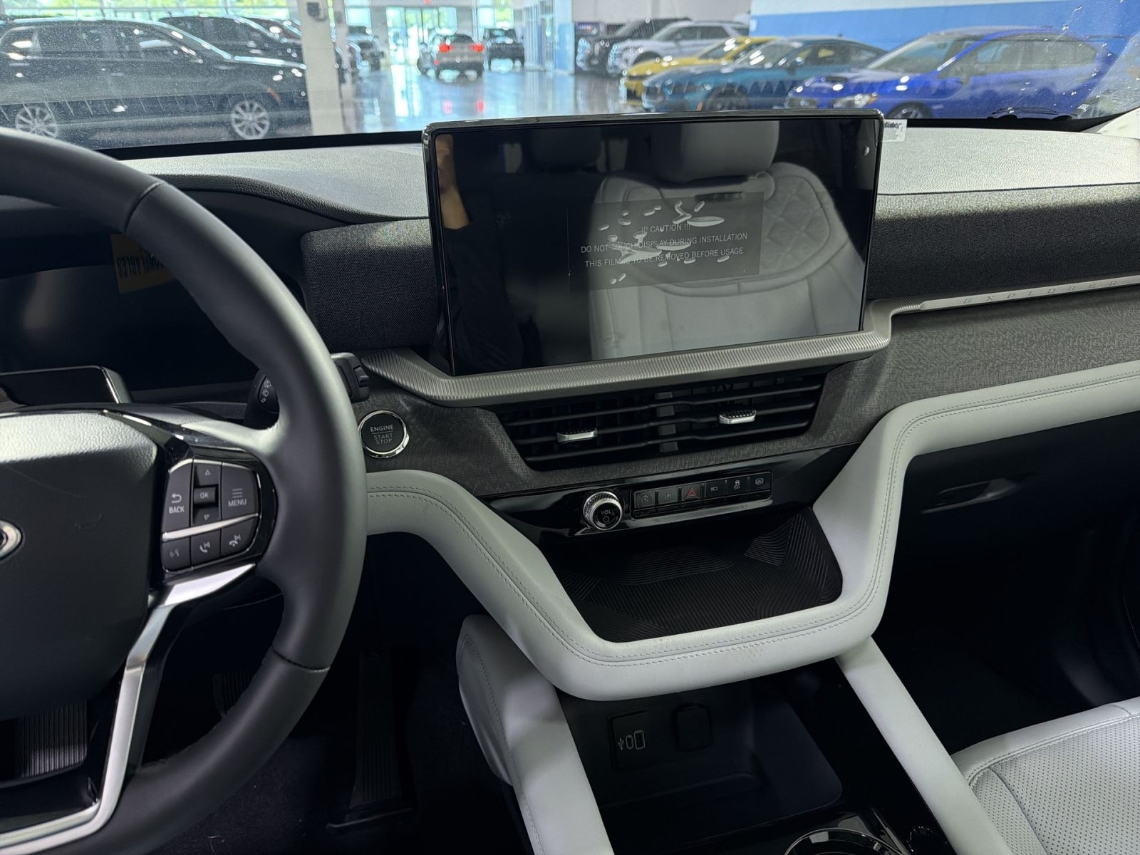 New 2026 Ford Explorer Platinum w/ LUX Leather Package AWD/4WD image 19