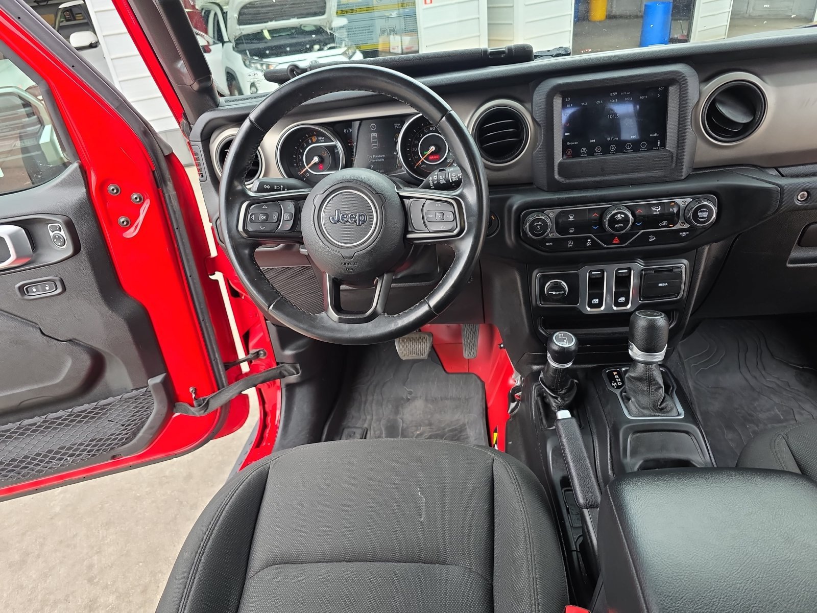 Used 2020 Jeep Wrangler Sport AWD/4WD image 13