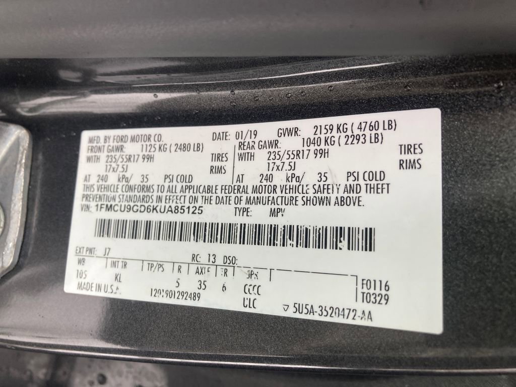 Used 2019 Ford Escape SE image 39