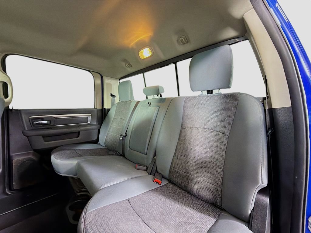 Used 2018 RAM 1500 SLT image 23