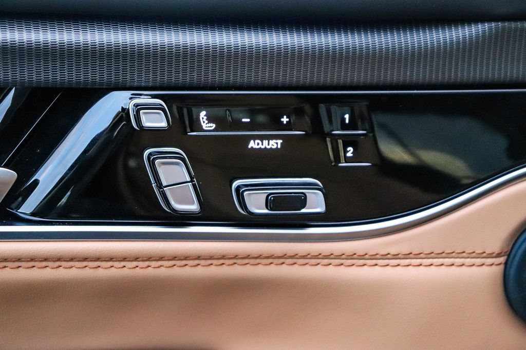 New 2026 Jeep Grand Wagoneer Summit AWD/4WD image 26