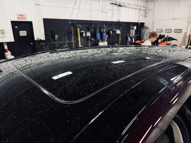 Used 2022 Lincoln Nautilus Reserve image 10