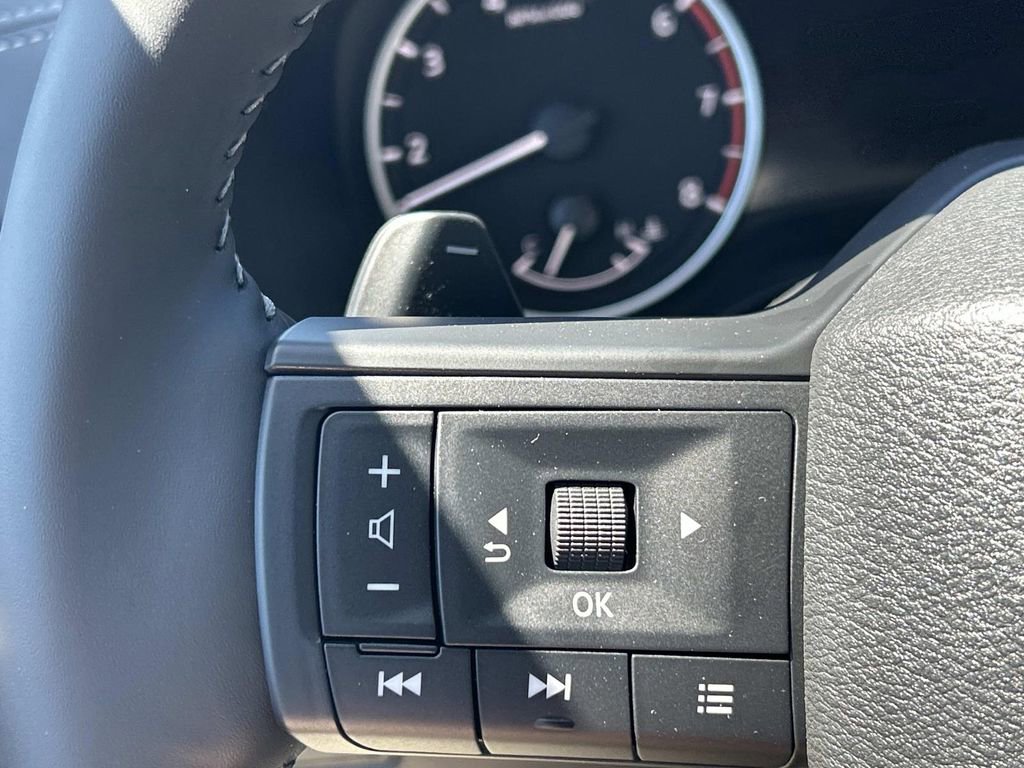 New 2026 Nissan Rogue SV AWD/4WD image 32