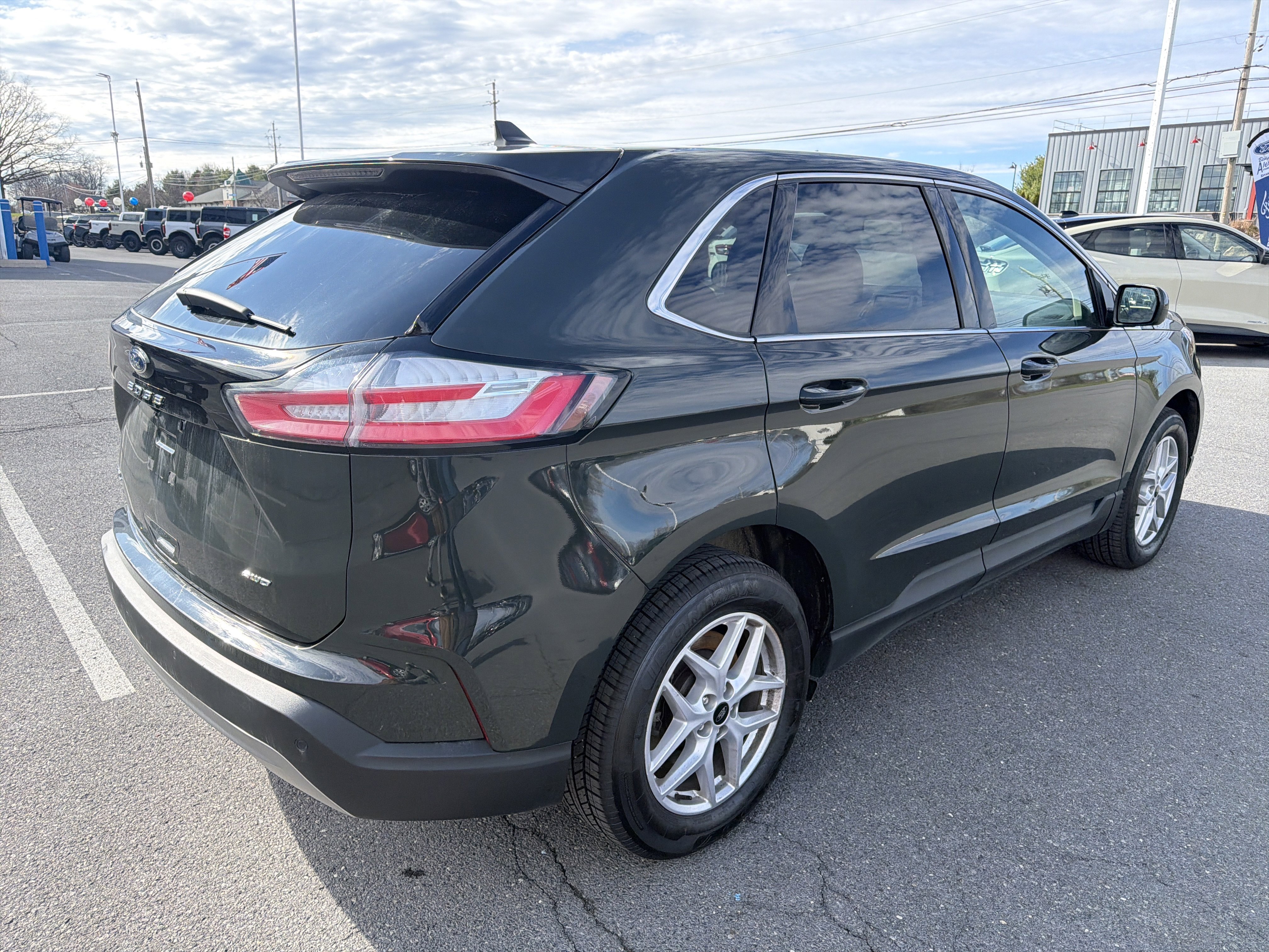 Certified 2024 Ford Edge SEL video 3