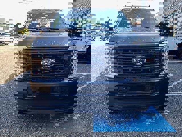 New 2026 Ford F250 4x4 Crew Cab Super Duty image 2