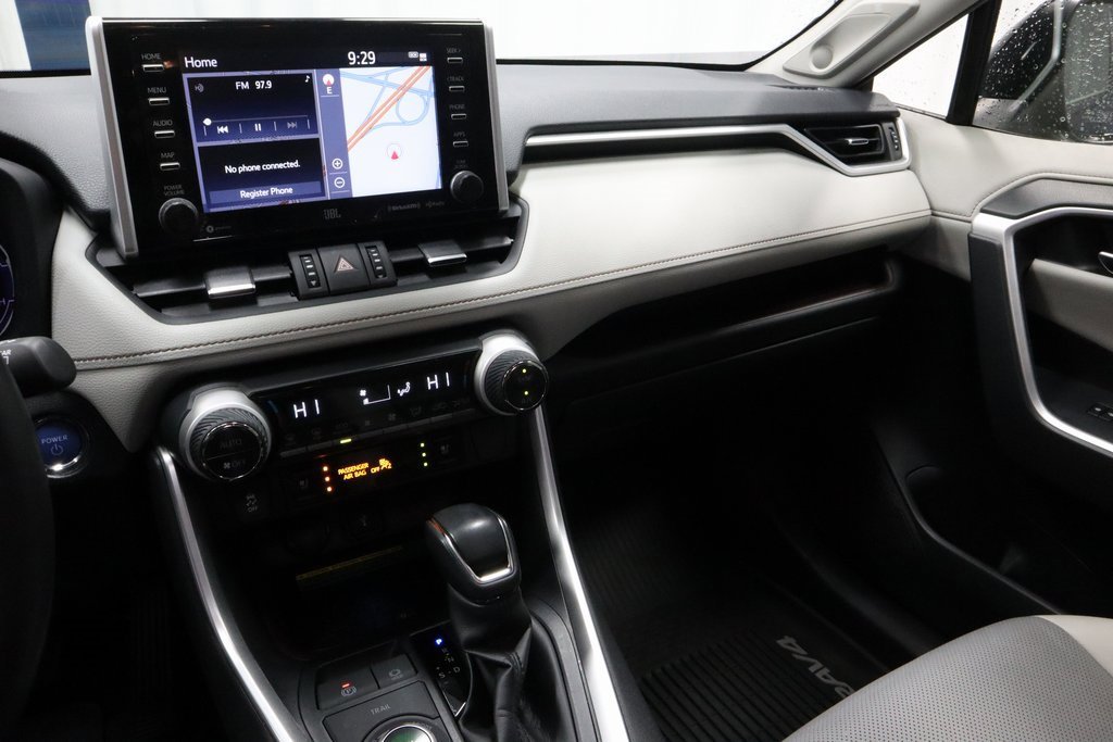 Used 2020 Toyota RAV4 Limited image 31