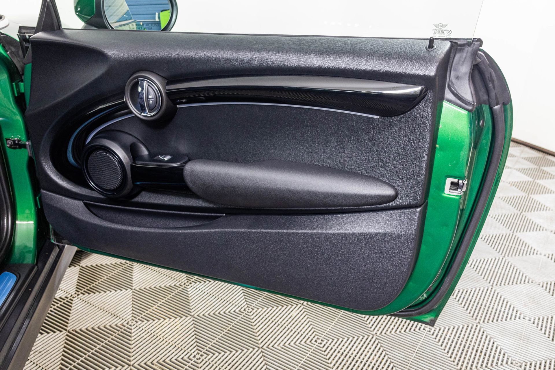 Used 2023 MINI Cooper SE image 44