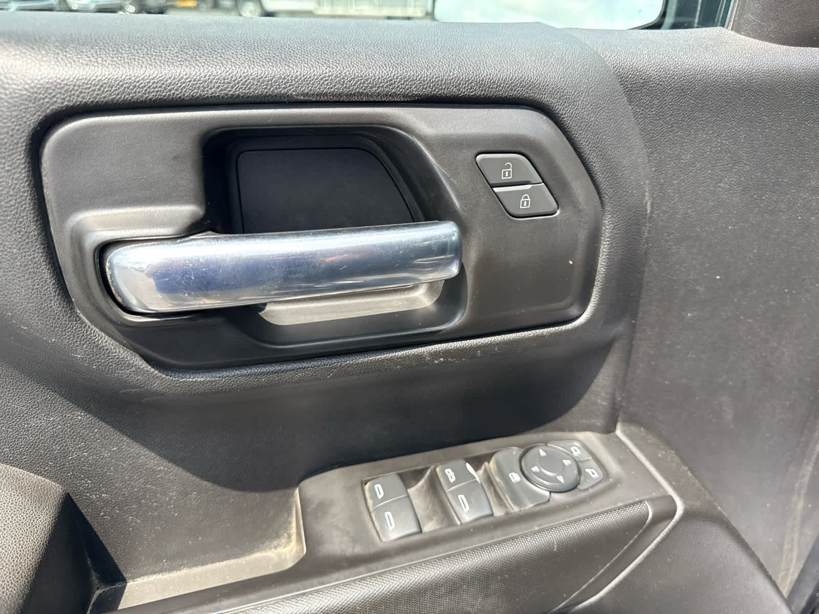 Used 2021 Chevrolet Silverado 1500 Custom Trail Boss w/ Safety Confidence Package AWD/4WD image 10