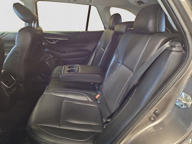 Used 2022 Subaru Outback Limited image 14