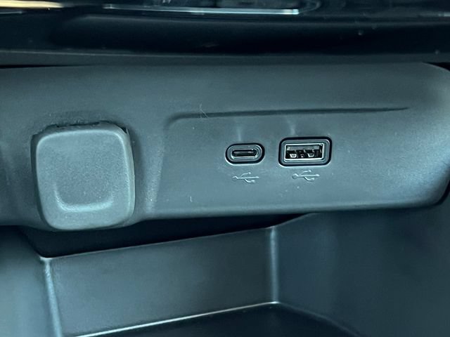 New 2026 Chevrolet Trax LT w/ LT Convenience Package FWD image 23