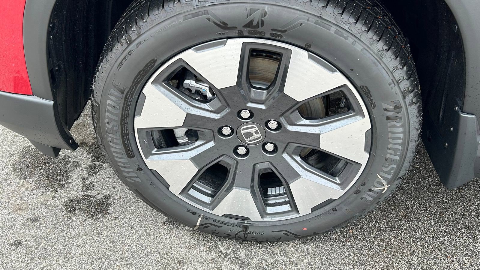 New 2026 Honda Pilot Touring image 8