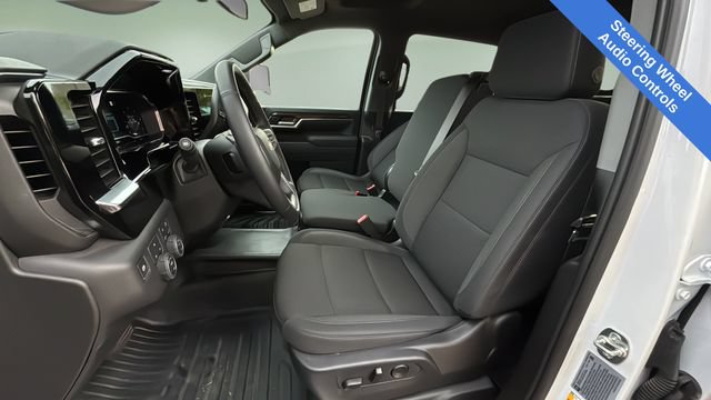 Used 2025 Chevrolet Silverado 3500 LT w/ Safety Package AWD/4WD image 21