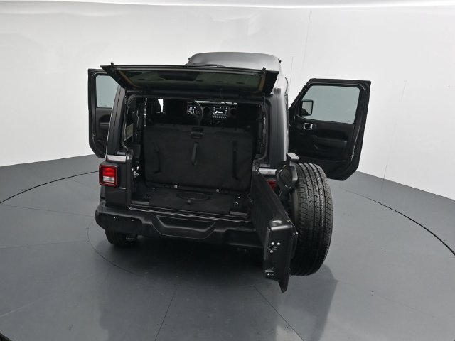 Used 2023 Jeep Wrangler Sport AWD/4WD image 43