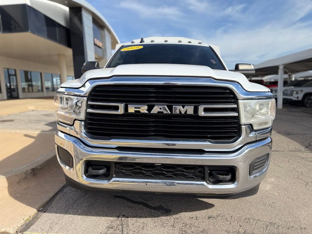 Used 2019 RAM 3500 SLT w/ Quick Order Package 2GG SLT AWD/4WD image 2