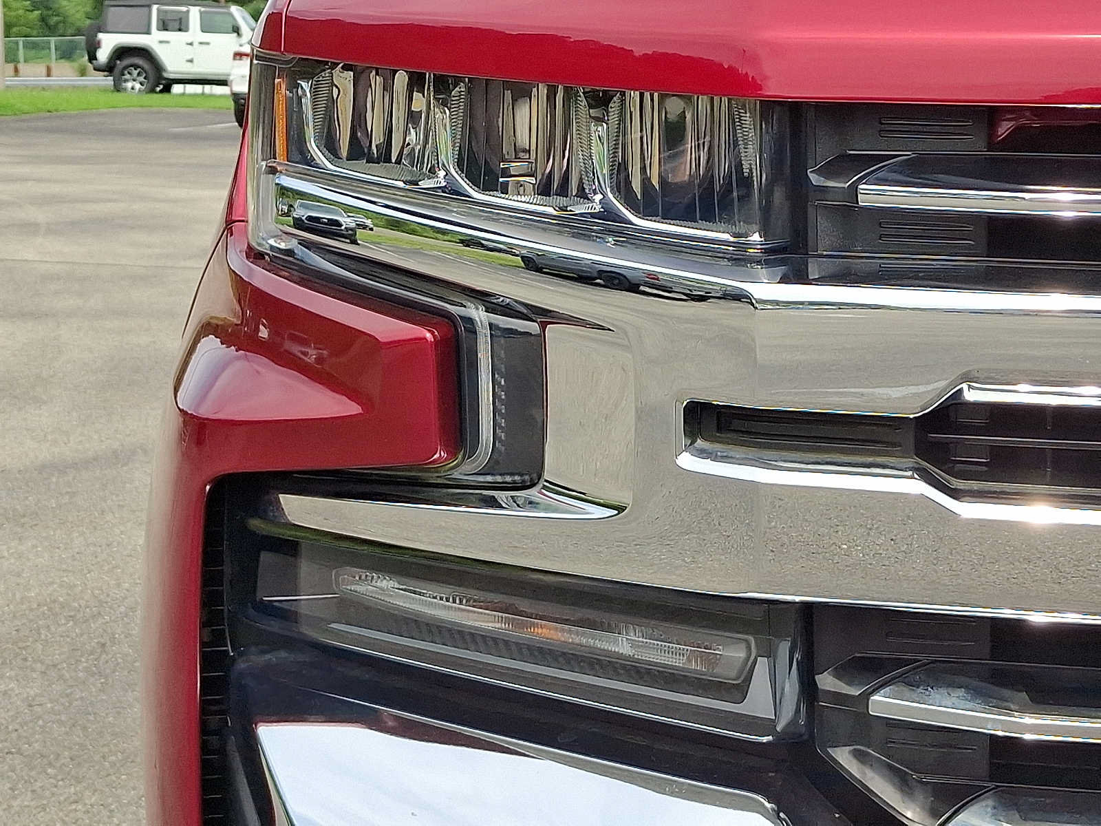 Used 2019 Chevrolet Silverado 1500 LTZ w/ LTZ Plus Package AWD/4WD image 9