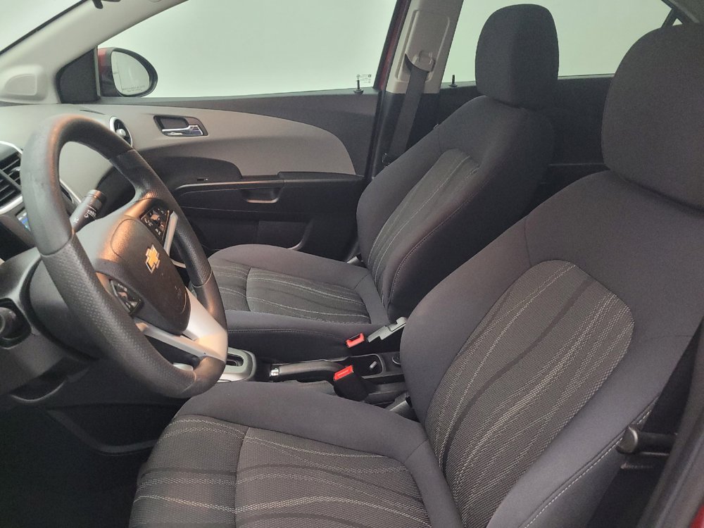 Used 2019 Chevrolet Sonic LT FWD image 17
