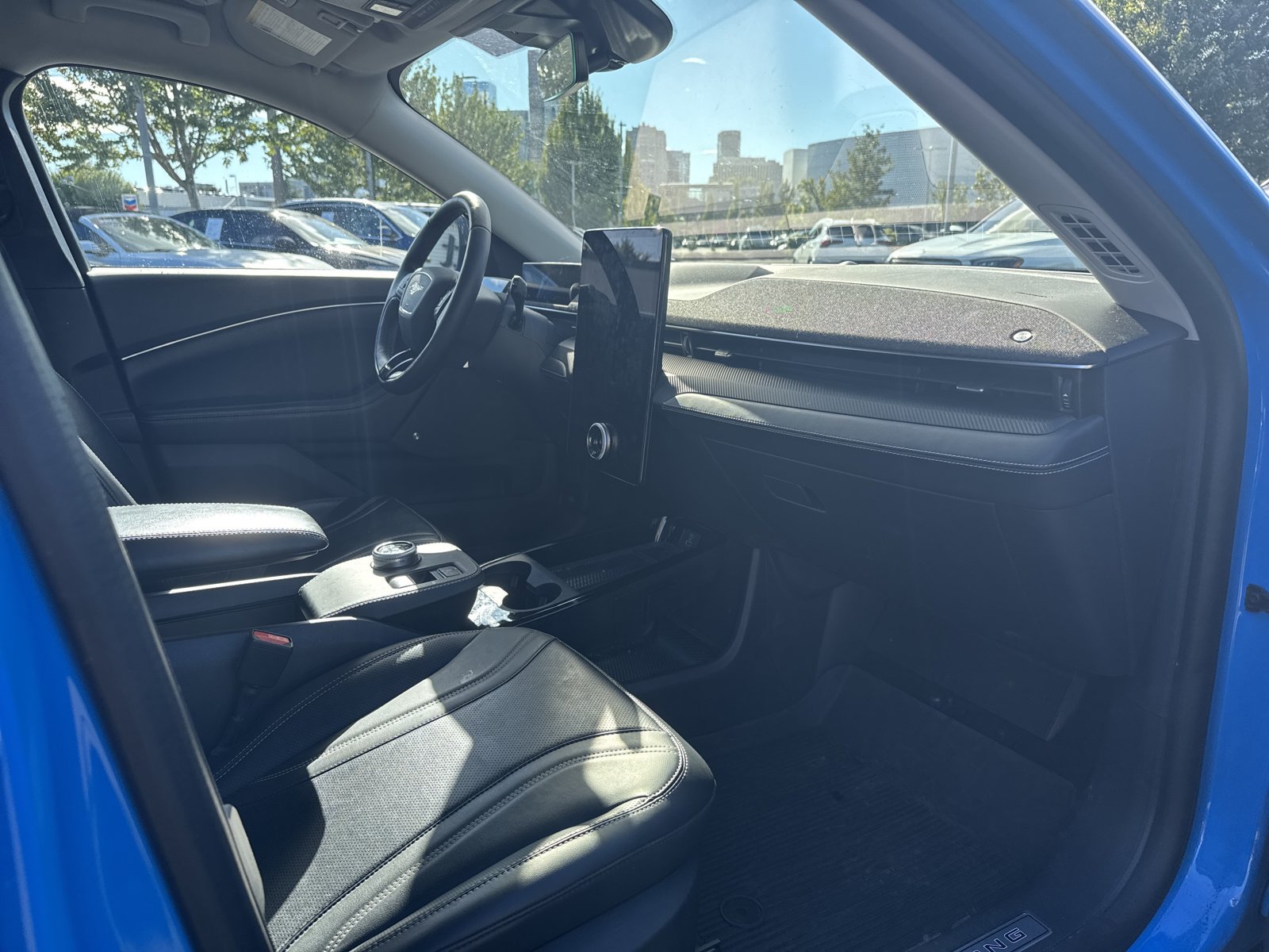 Used 2022 Ford Mustang Mach-E Premium RWD image 13