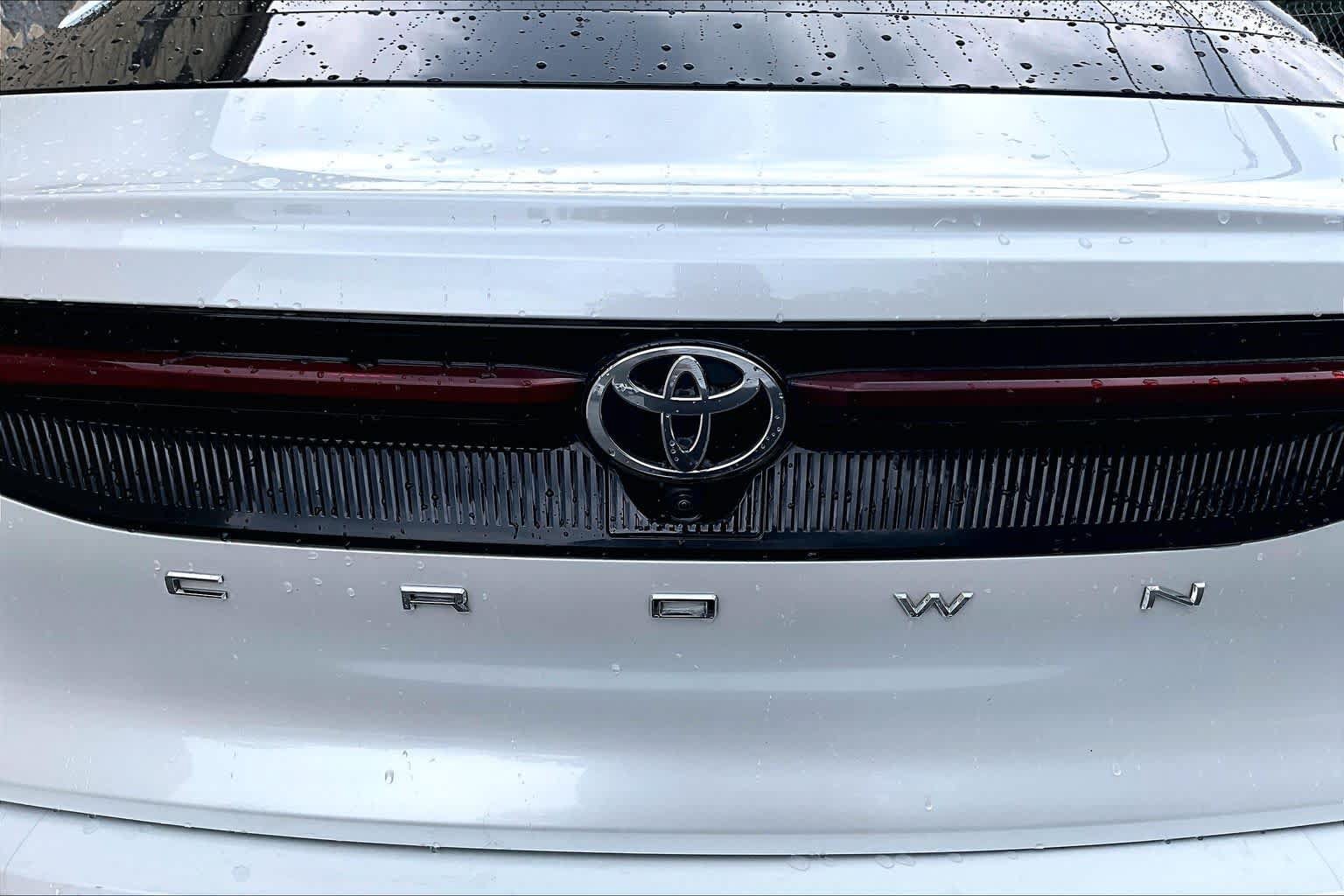 Certified 2023 Toyota Crown AWD/4WD image 31
