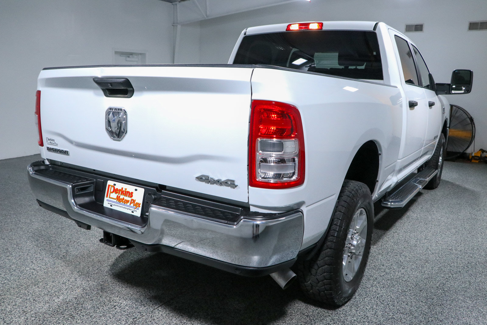 Used 2024 RAM 2500 Big Horn w/ Off Road Package AWD/4WD image 7
