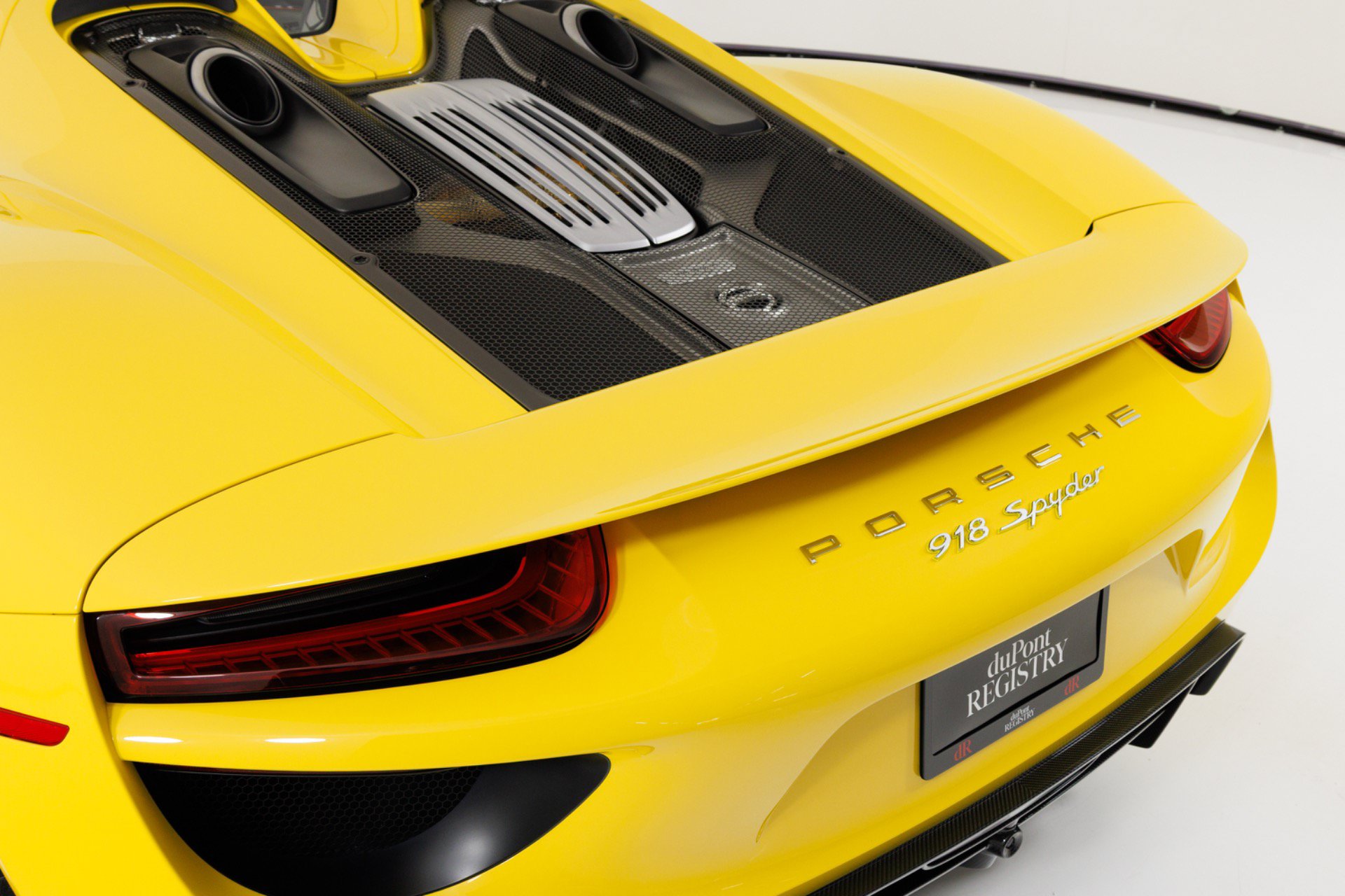 Used 2015 Porsche 918 Spyder AWD/4WD image 68