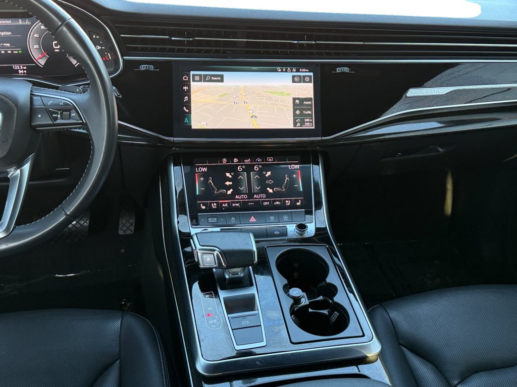 Used 2020 Audi Q8 Premium Plus w/ Premium Plus Package AWD/4WD image 14
