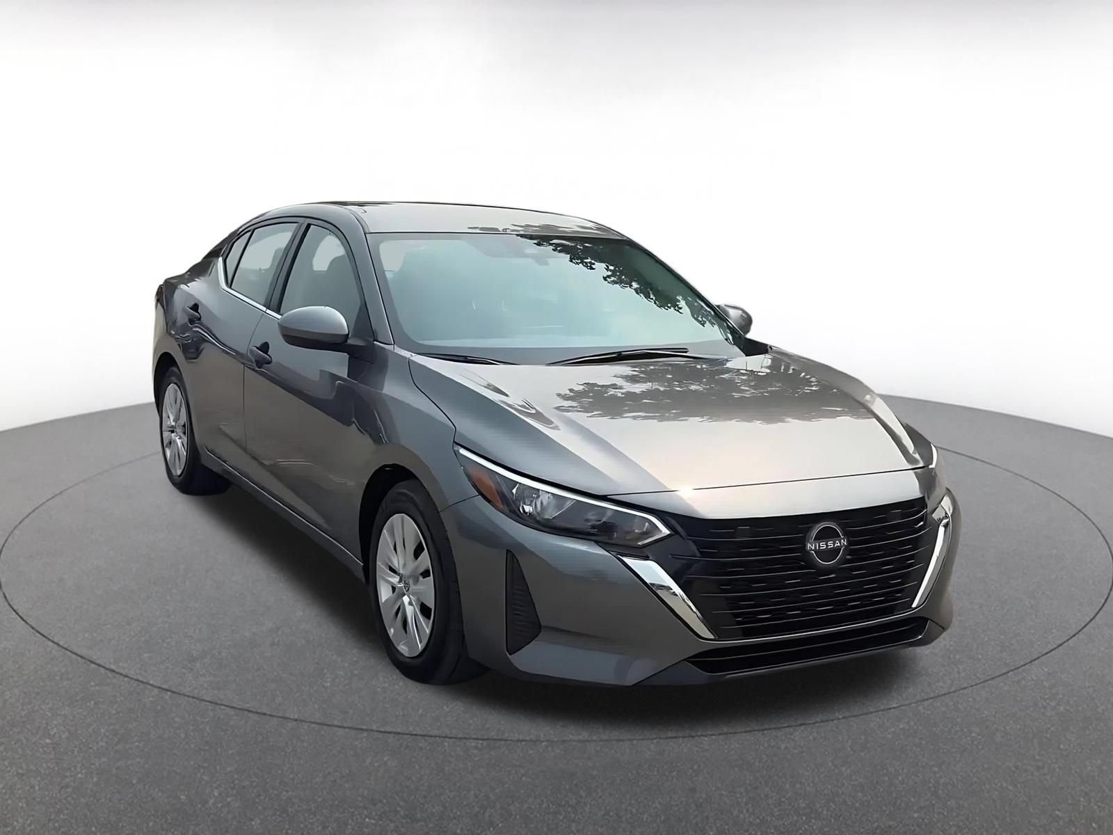 Used 2025 Nissan Sentra S FWD image 3