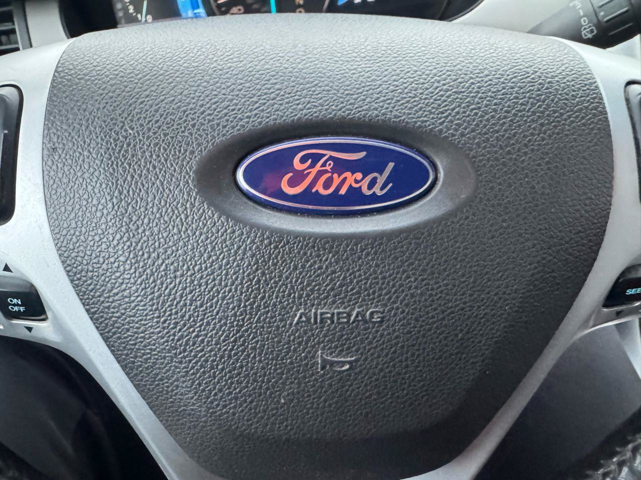 Used 2013 Ford Edge SEL FWD image 19