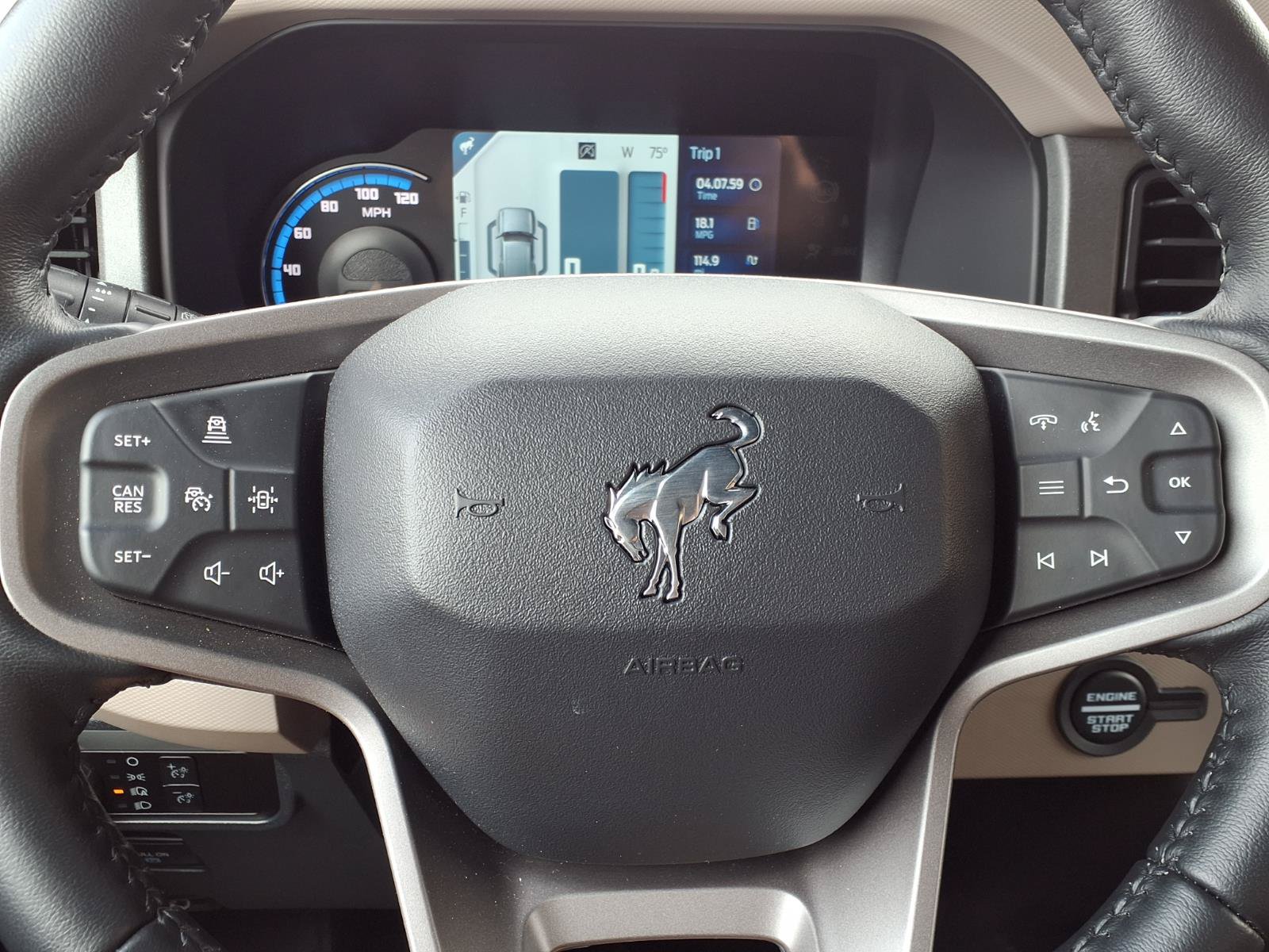 Used 2024 Ford Bronco Wildtrak AWD/4WD image 13