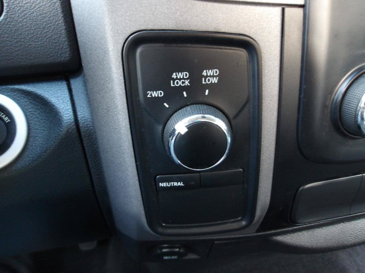 Used 2014 RAM 1500 ST w/ SXT Appearance Group AWD/4WD image 20