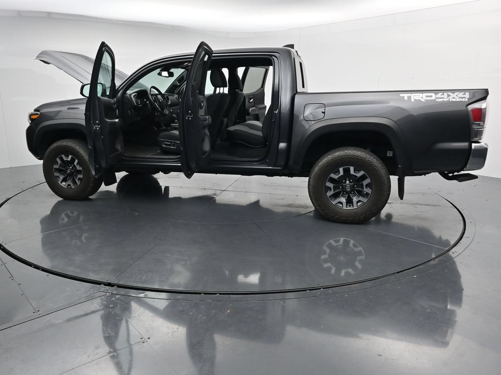 Used 2023 Toyota Tacoma TRD Off-Road AWD/4WD image 38