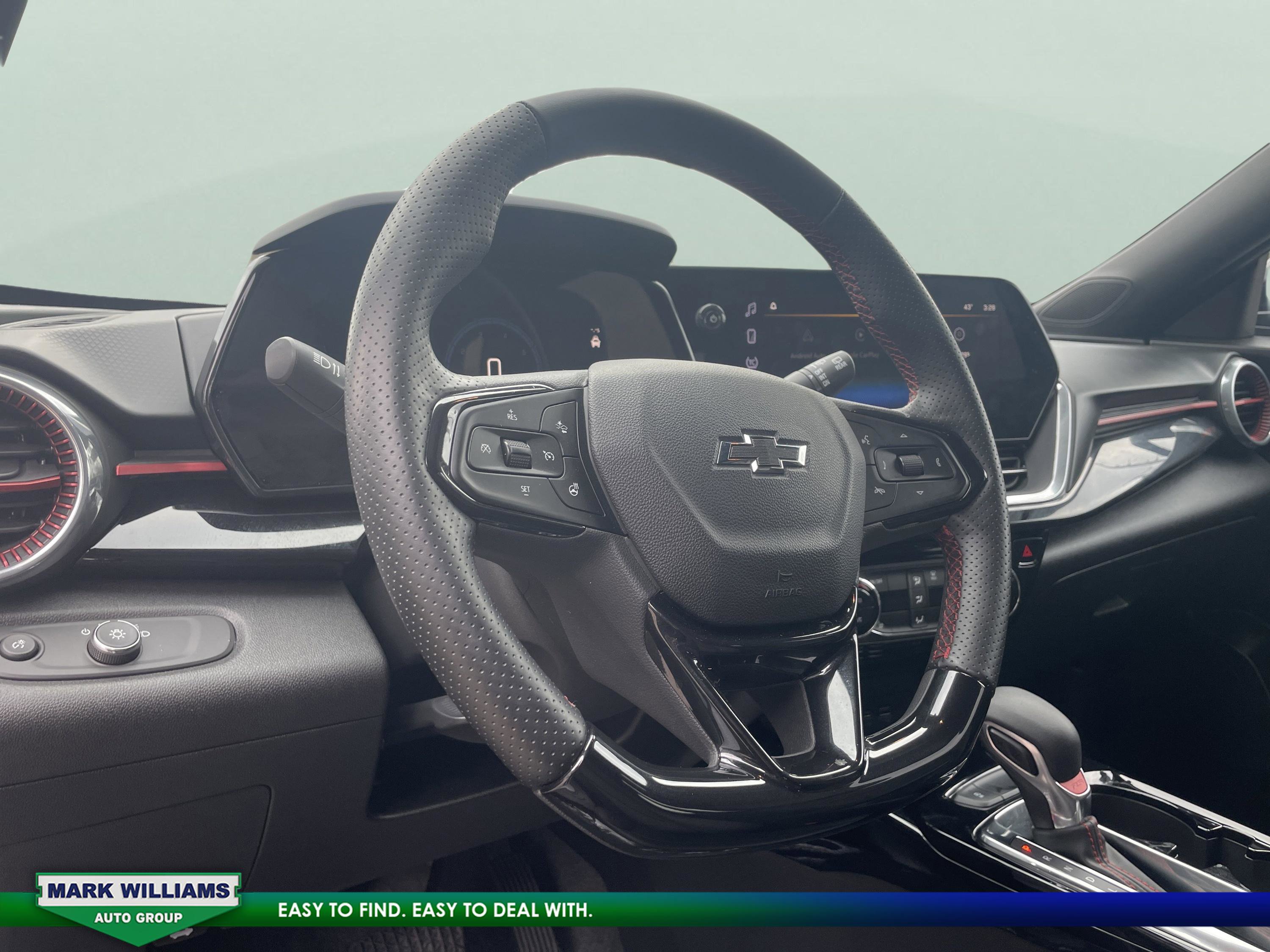 Used 2024 Chevrolet Trax RS image 16