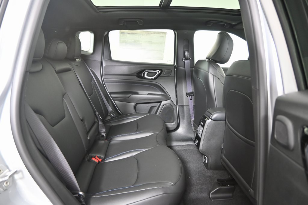 New 2026 Jeep Compass Limited w/ Sun, Sound & Navigation Group image 15