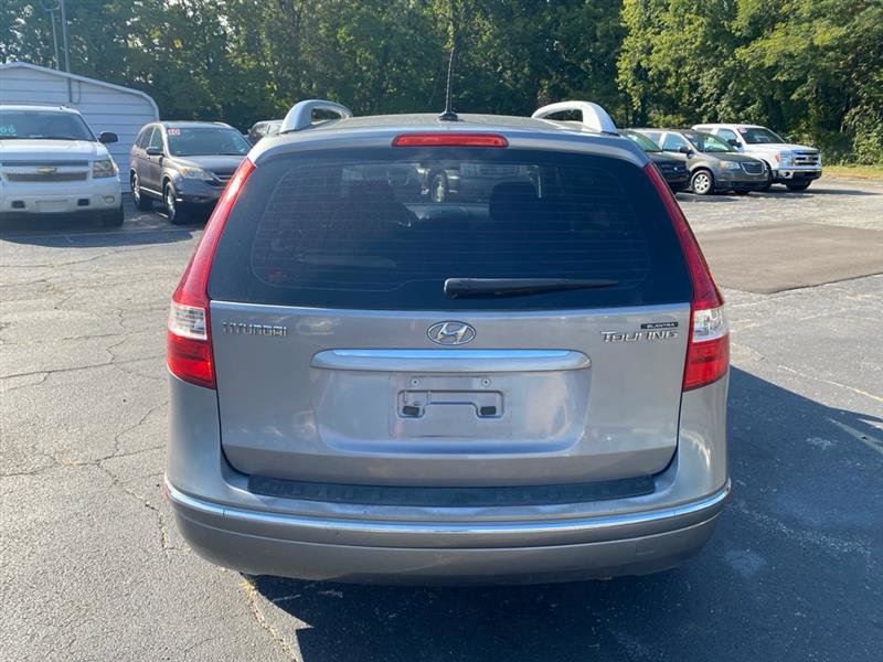 Used 2011 Hyundai Elantra w/ Popular Equipment Pkg 2 image 3