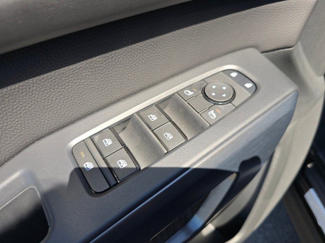 New 2025 Nissan Pathfinder Rock Creek image 25