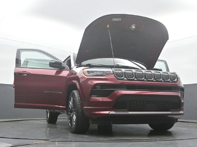 Used 2022 Jeep Compass High Altitude AWD/4WD image 60