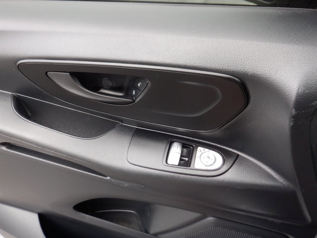 Used 2019 Mercedes-Benz Metris image 17