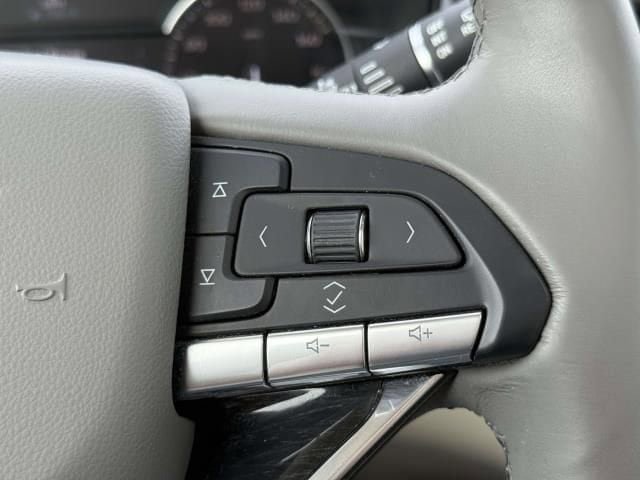 Used 2020 Cadillac XT6 Premium Luxury AWD/4WD image 28