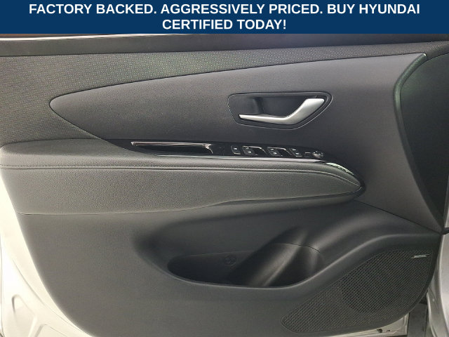 Used 2022 Hyundai Tucson Limited w/ Winter Package FWD image 13