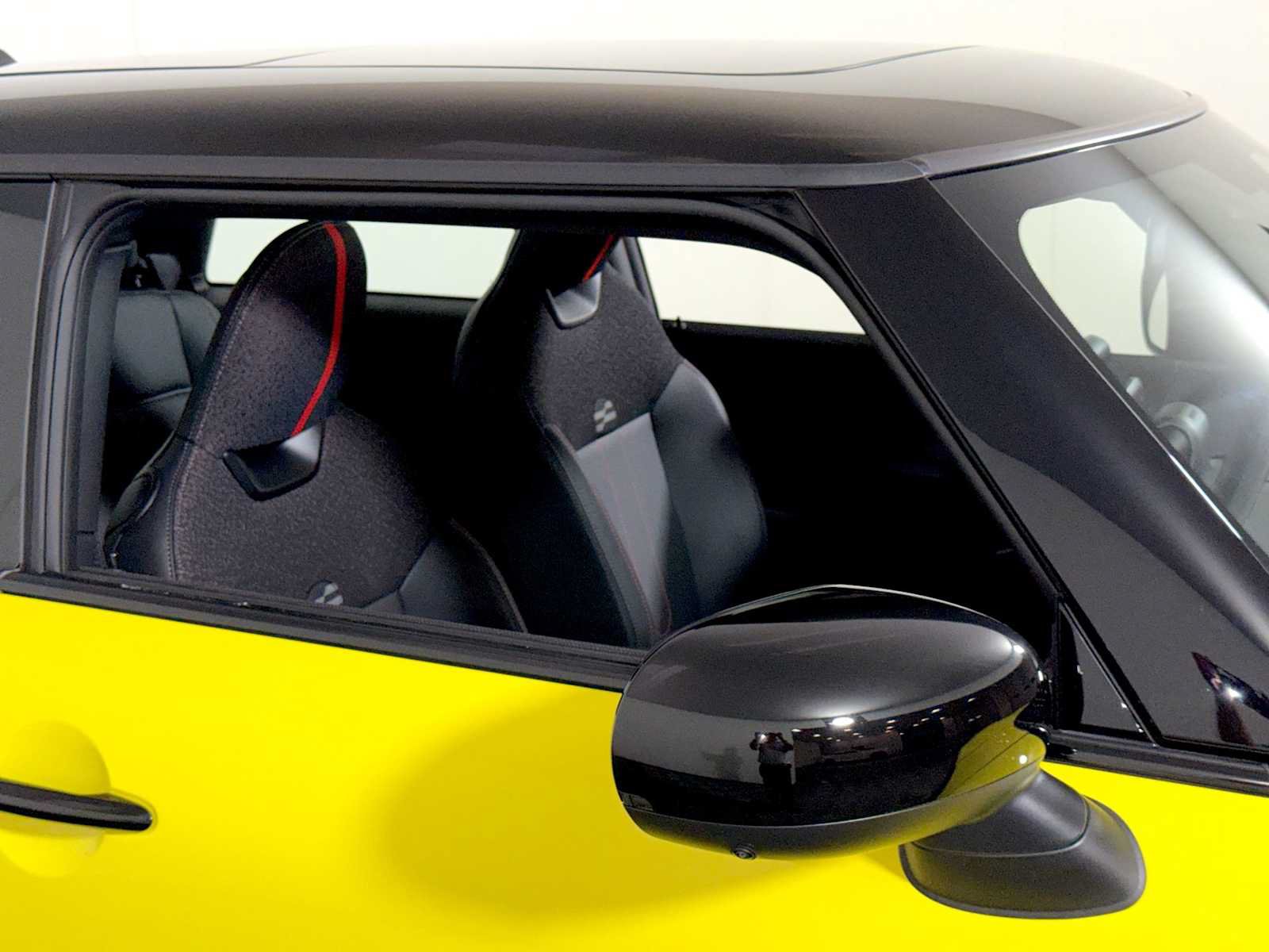 Used 2026 MINI Cooper S FWD image 30