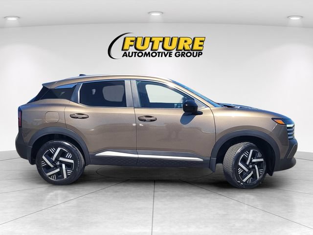 Used 2026 Nissan Kicks SV FWD image 4