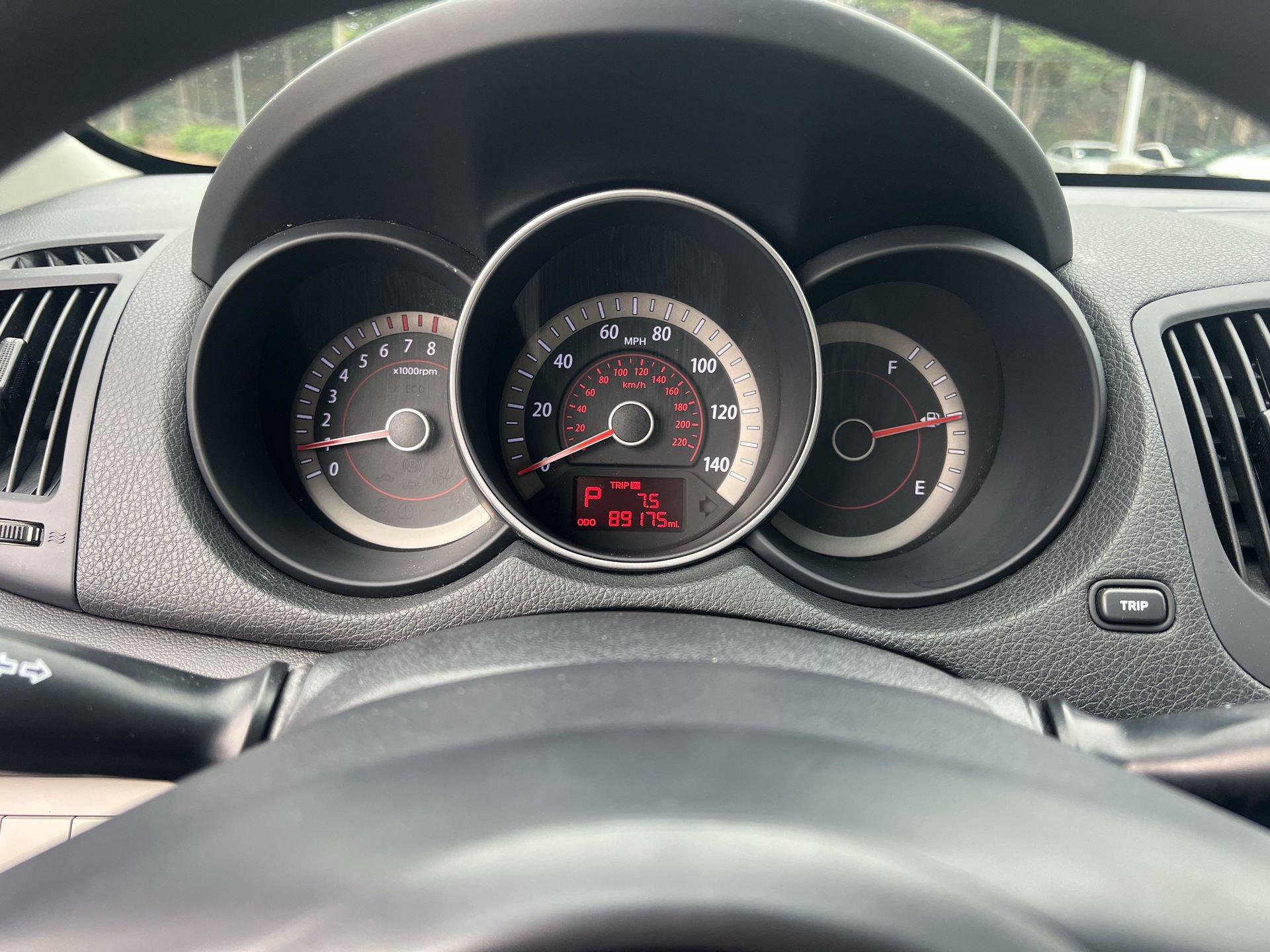 Used 2012 Kia Forte LX FWD image 10