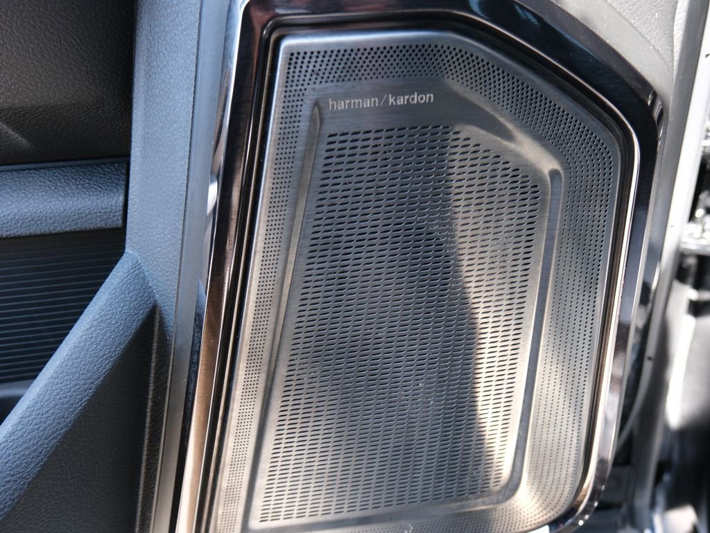 Used 2025 RAM 3500 Limited image 29