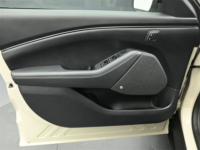 Used 2025 Ford Mustang Mach-E Premium image 20