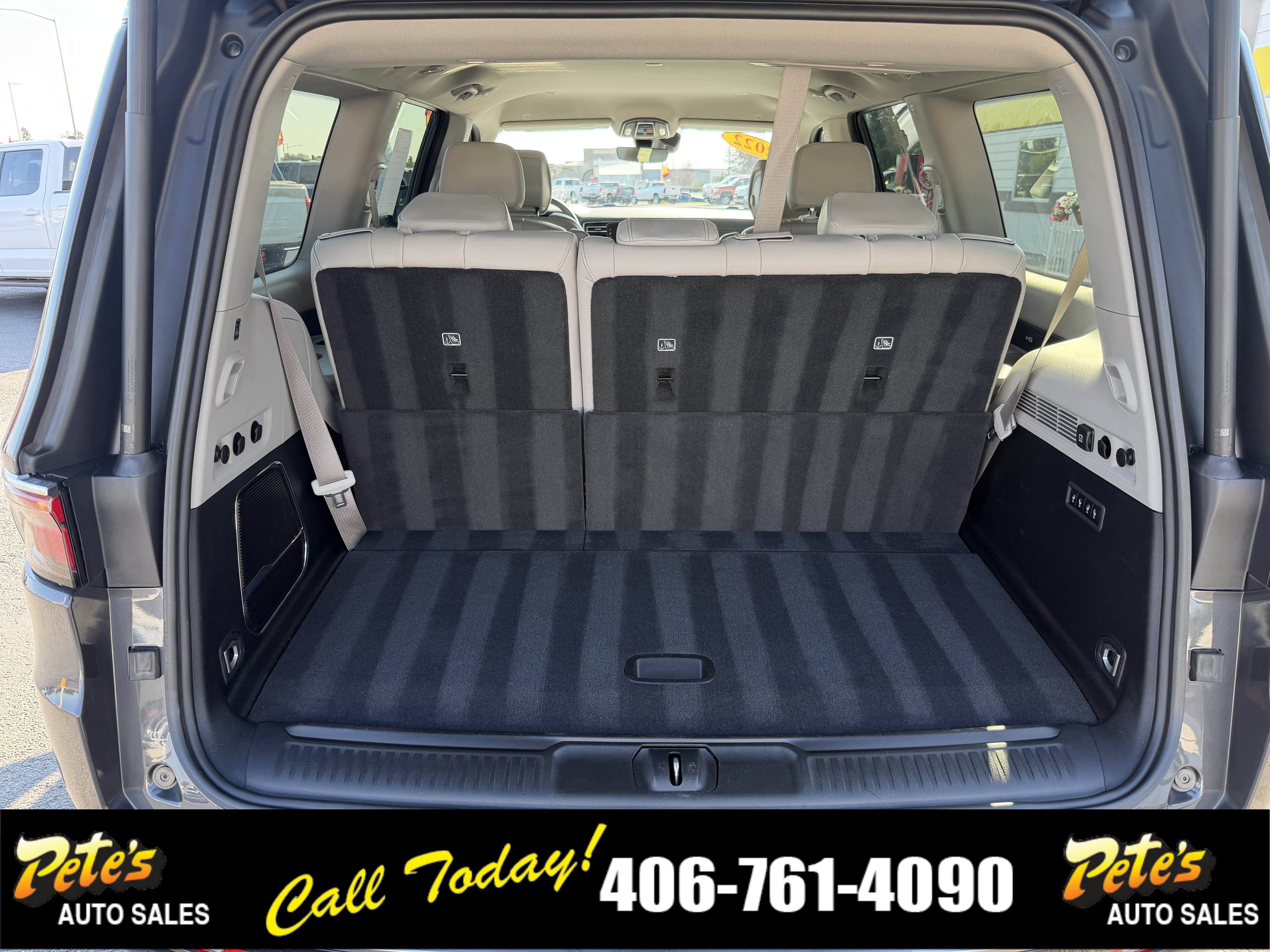 Used 2022 Jeep Wagoneer Series III w/ Flexible Seating Group AWD/4WD image 13