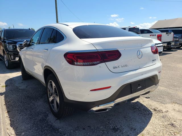 Used 2023 Mercedes-Benz GLC 300 4MATIC Coupe image 2