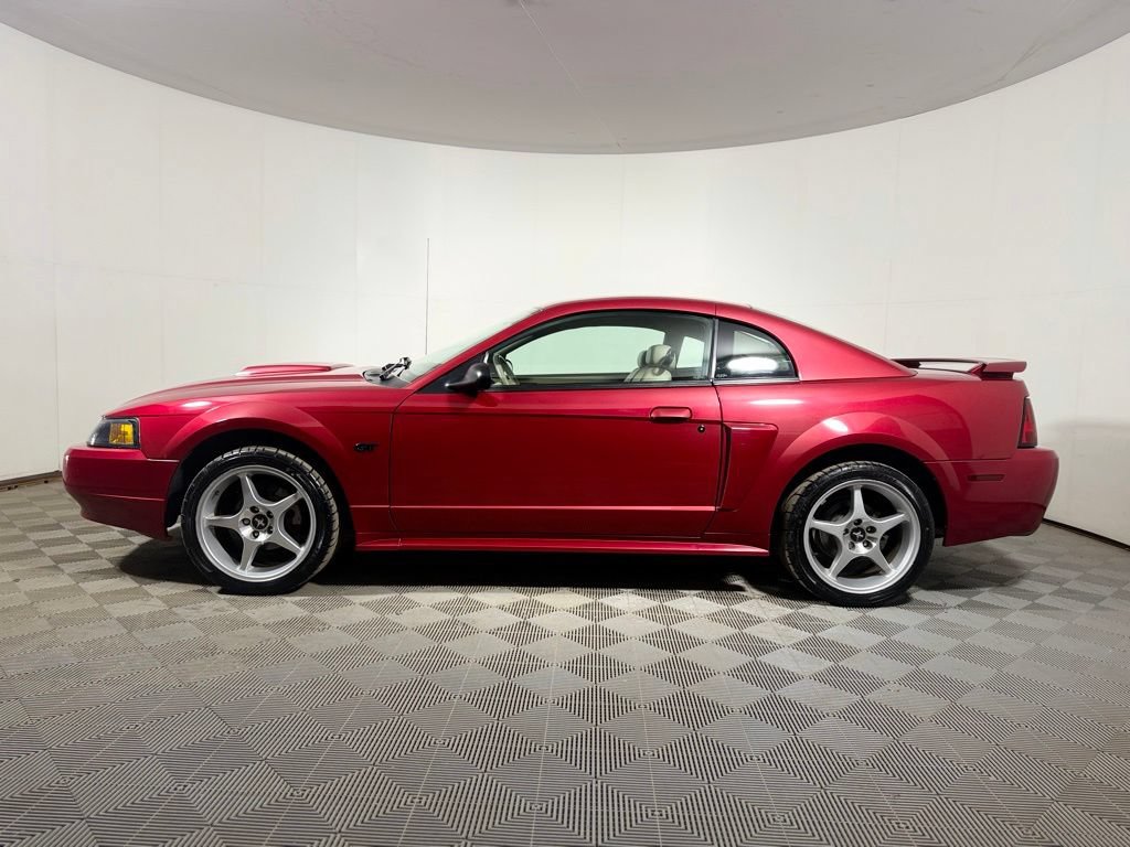 Used 2002 Ford Mustang GT RWD image 3