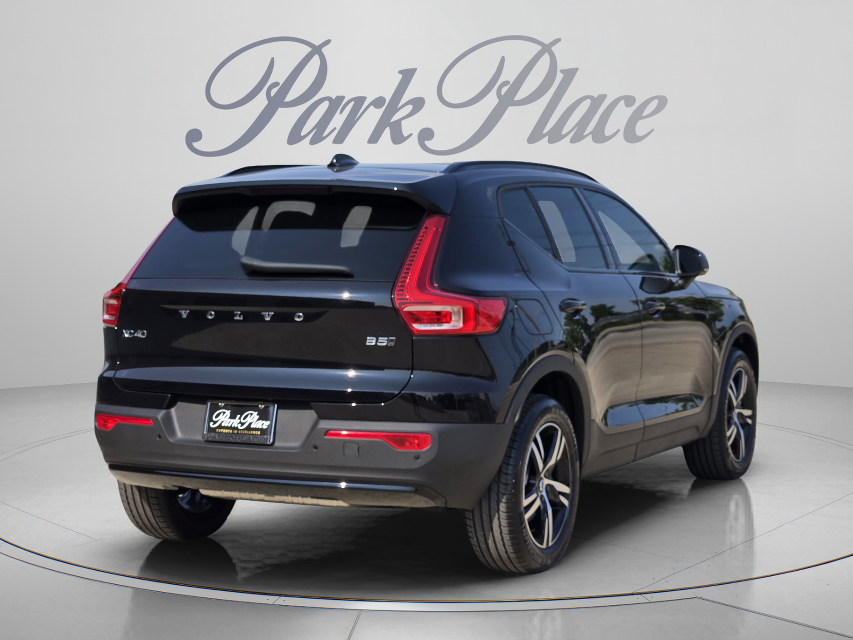 New 2026 Volvo XC40 B5 Core w/ Protection Package Premier AWD/4WD image 6