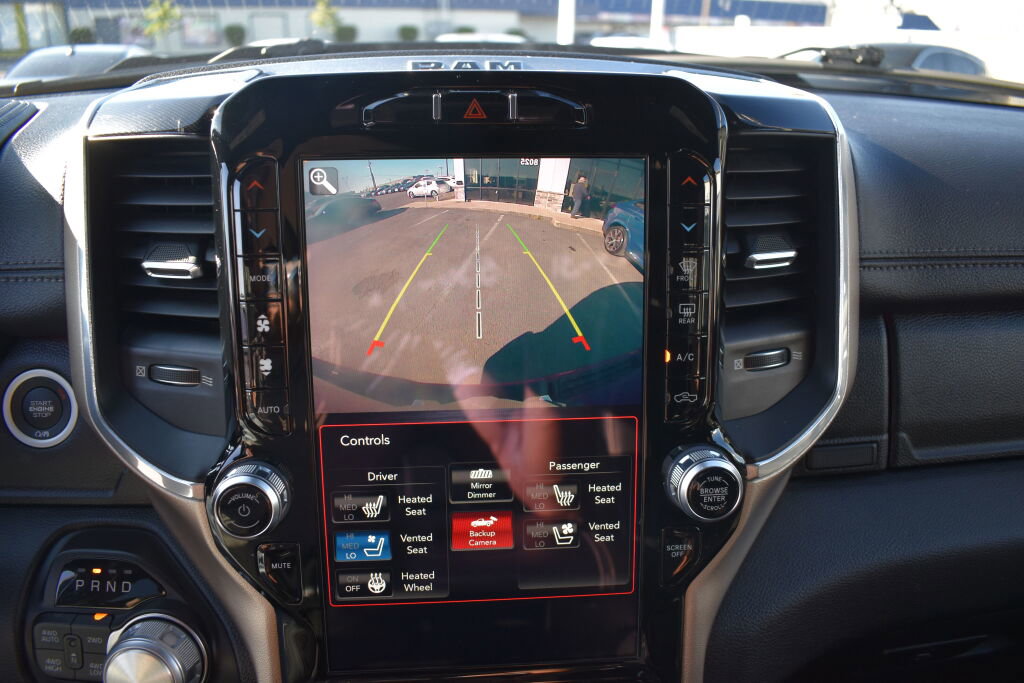 Used 2019 RAM 1500 Laramie image 26